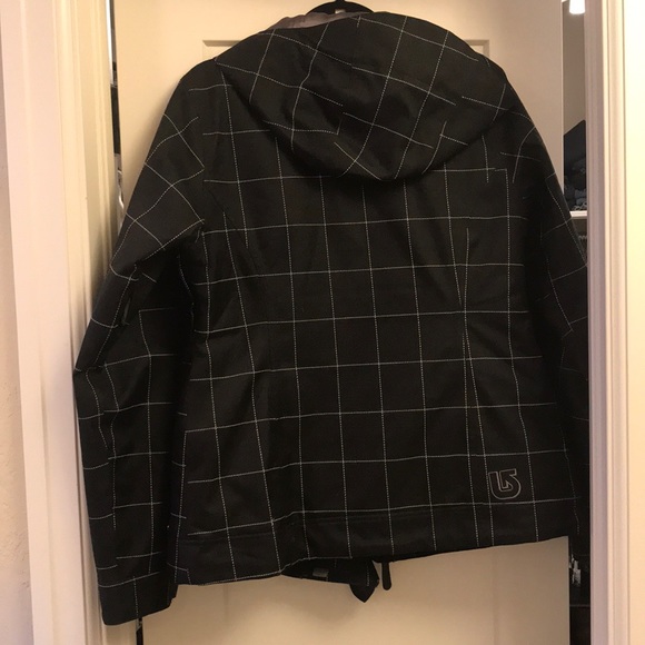 Burton women’s ski/snowboarding jacket - Picture 6 of 6